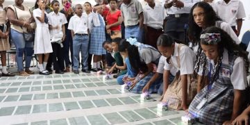 Estudiantes de Colón participaron en el cierre del proyecto de robótica educativa ‘Aprendiendo con Blue Bot y Rugged Robot 2024’