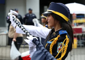 Panamá festeja con dianas y desfiles su 122 aniversario de vida republicana