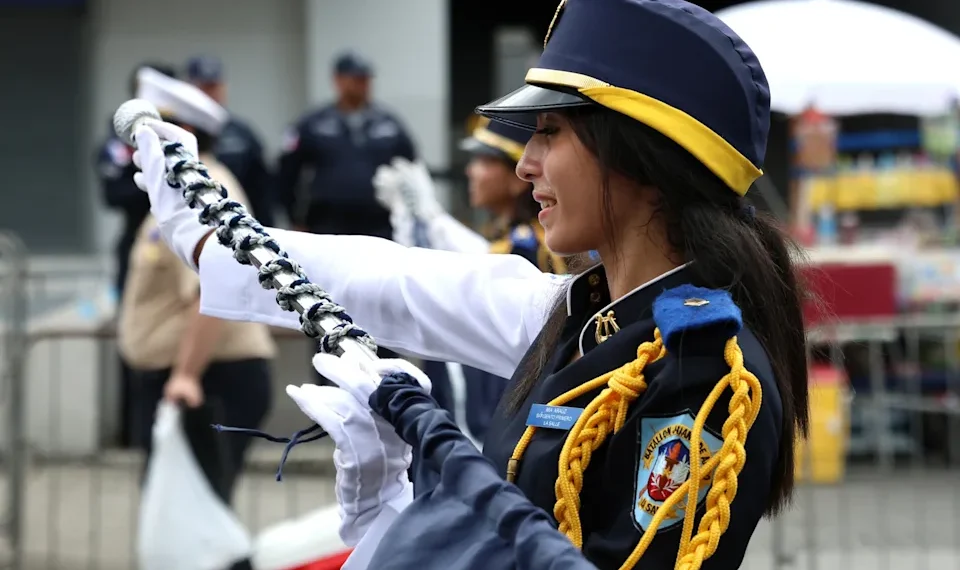 Panamá festeja con dianas y desfiles su 122 aniversario de vida republicana